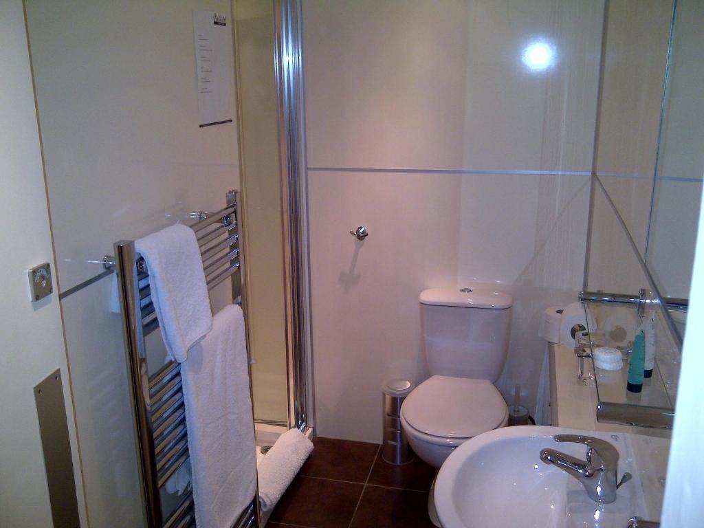 The Northfield House Hotel Edinburgh Kamer foto